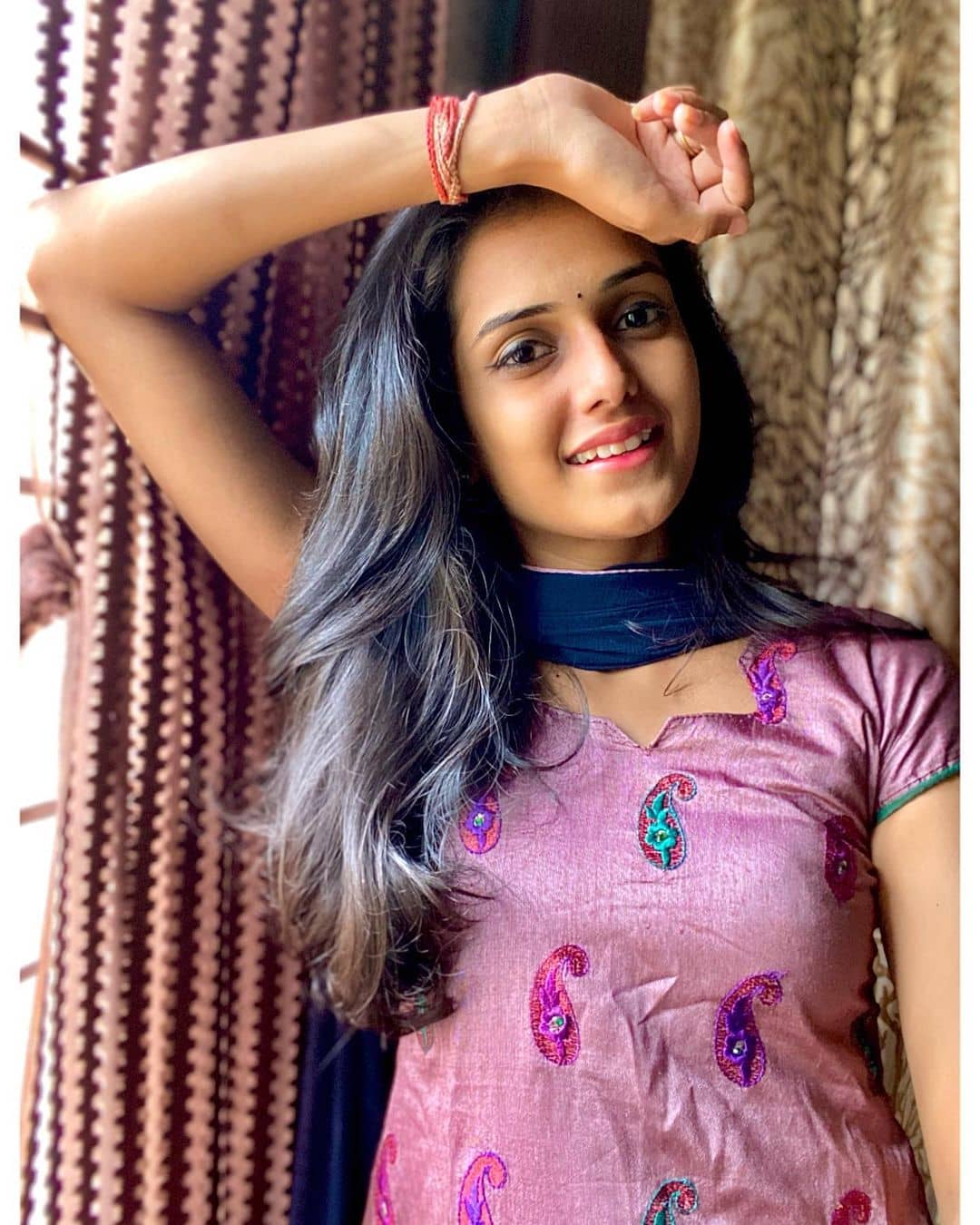 Manasvi Naidu insta, youtube, age, date of birty, boyfriend