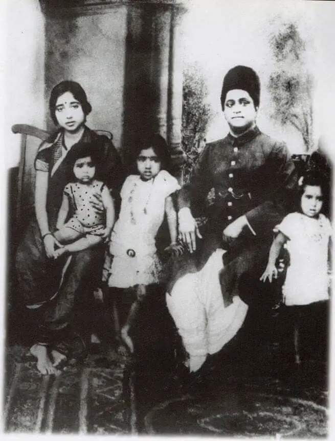 shevanti mangeshkar, shudhamati, siblings, deenanath maneshkar, meena mangeshkar