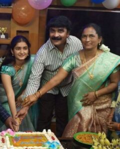 er yamini father, mother, parents, family, short films, wiki, bio, age, date of birth