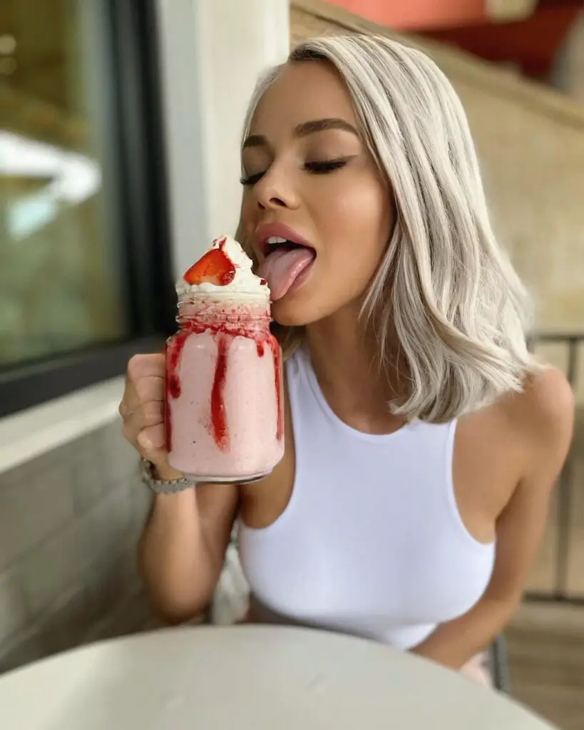 Elsa Jean Age, Mom, Feet, OnlyFans, Blacked, Hot BTS, Tushy, Valentine