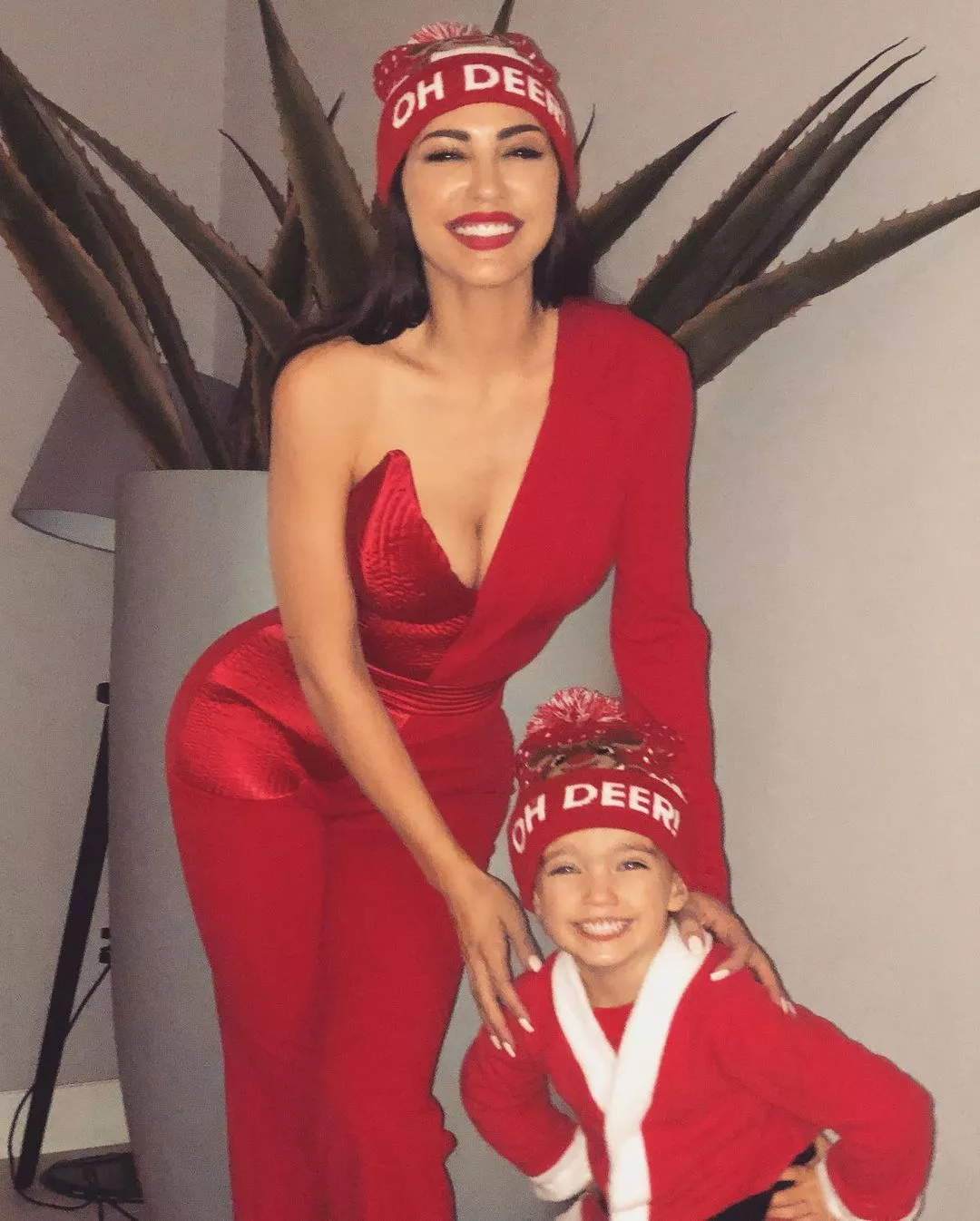 yolanthe cabau movies, short films, songs, dance, hot milf, children, kids, son, daughter, cleavage, christmas, lingerie, mexican