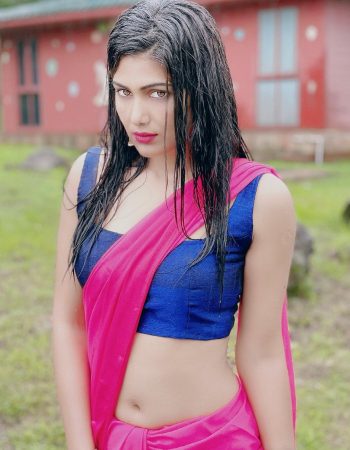 Yashika basera navel, saree, hot pics