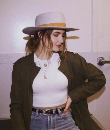 Emma Salute Beautiful emma salute hot american singer