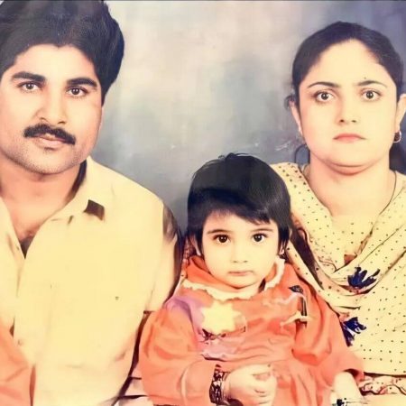 Sania Ashiq family sania ashiq pakistan muslim league politician porn video, family, husband, sex, pussy, ass, hot back