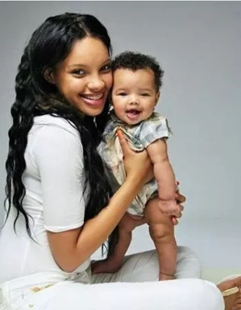 Zaviera Maxwell with Lezhae Zeona zavier maxwell mom lezhae zeona hot photo