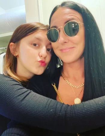 allie bieber with her mother