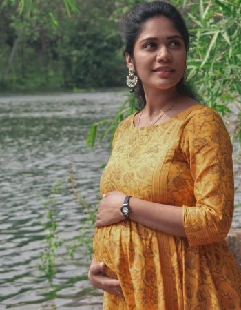 darshana das kuruthamuthu gayathri, sumangalibhava, 4 the people, asianet, measurements, bra size, navel