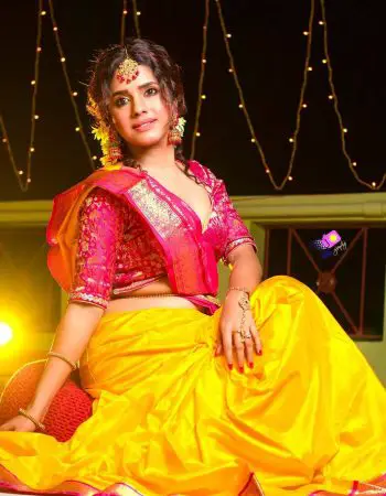 sanchari mondal in gagra choli sanchari mondal age, husband, photos, wikipedia, bio