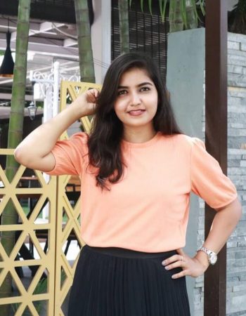 shravanthi anand youtube shravanthi anand father, parents, short films,web series, songs, movies, actress, videos